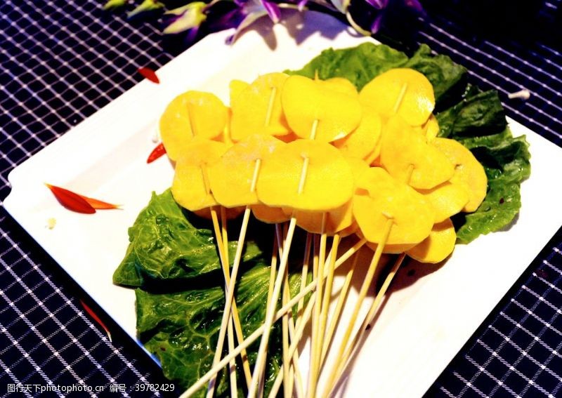 竹鸡蛋烧烤串图片