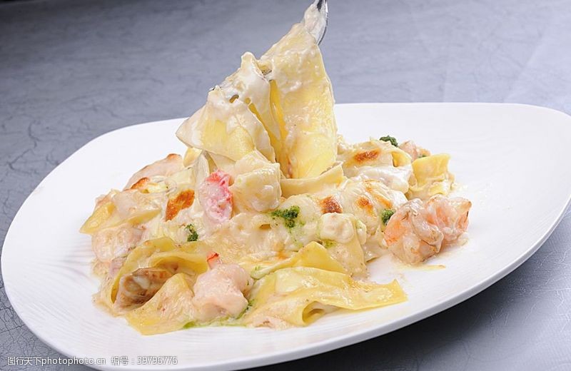 意大利饭海鲜焗意大利蛋面图片