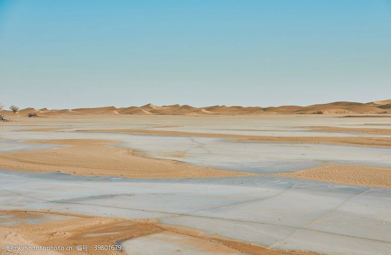 沙县沙漠湖水图片