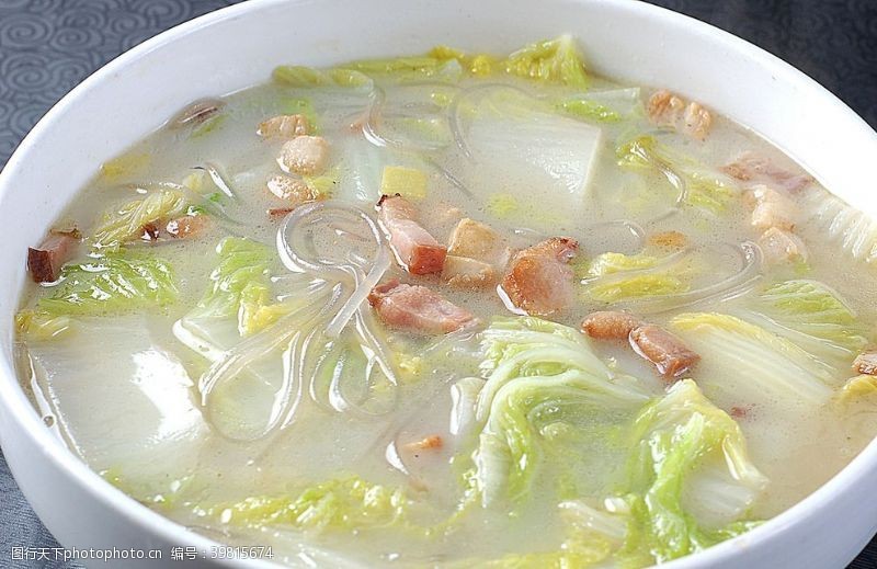 上海白菜汤白菜粉丝腊肉汤图片