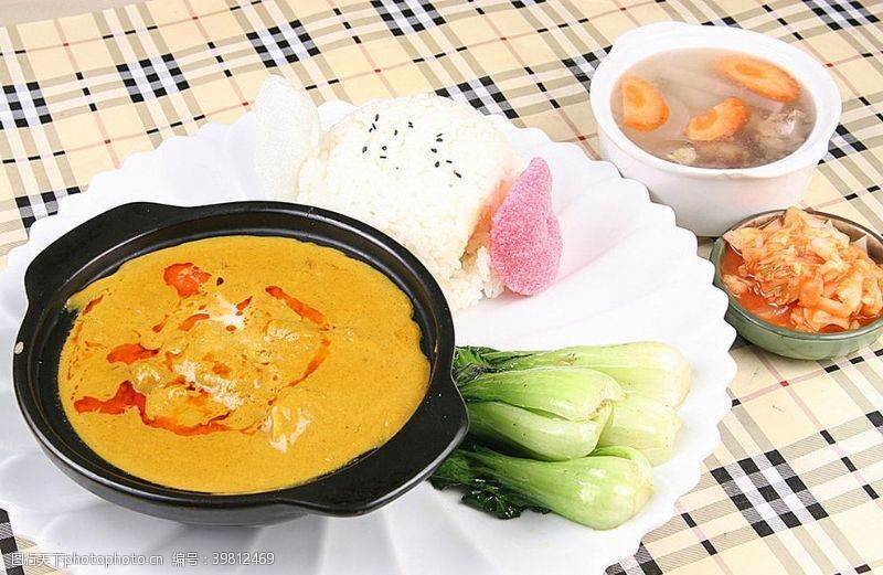 泰式海鲜泰式咖喱牛腩饭图片