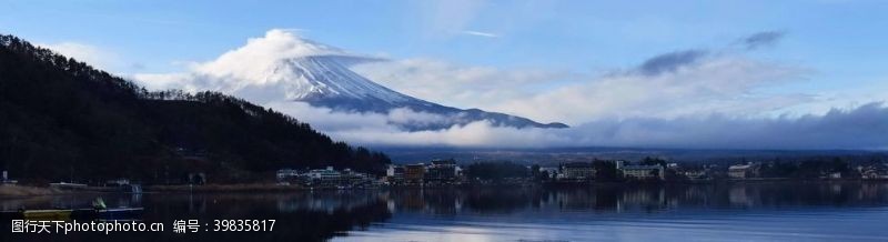 山峦富士山图片