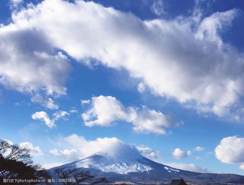 美丽白云日本富士山图片