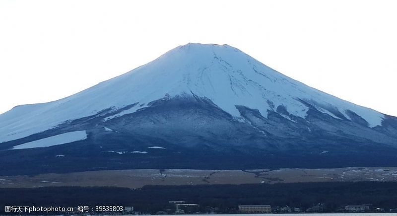 山峦富士山图片
