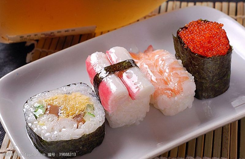 美味汤类寿司类海鲜综合寿司图片