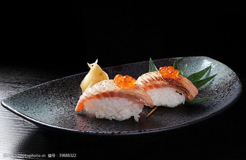 美味汤类寿司类三文鱼握寿司图片
