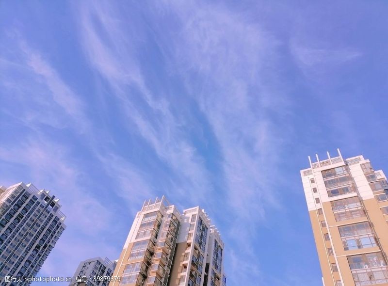 城市蓝天白云图图片