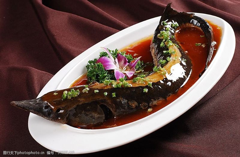 中华名吃海鲜红烧中华鲟图片