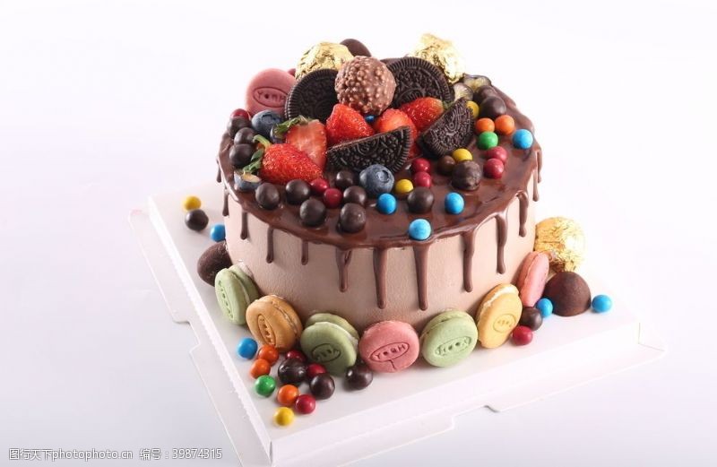 马卡龙巧克力蛋糕图片