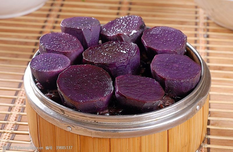烤肉米粉蒸紫色生辉图片