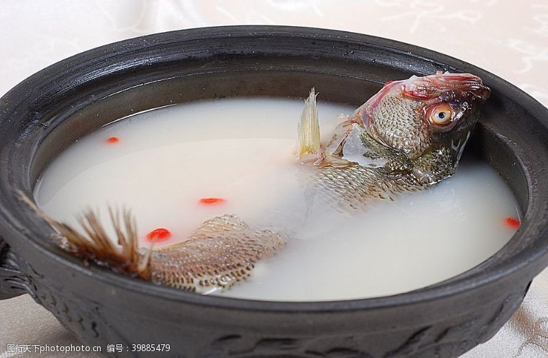 澳洲海鲜奶汤锅仔鱼图片
