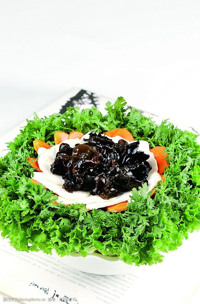 鲜蘑菇火锅配菜蘑菇蔬菜拼盘图片