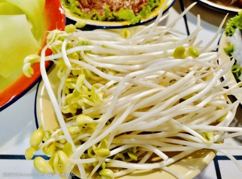 三鲜面火锅配菜图片