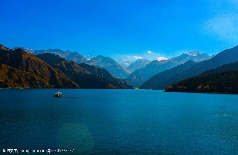 新疆风景天山天池图片