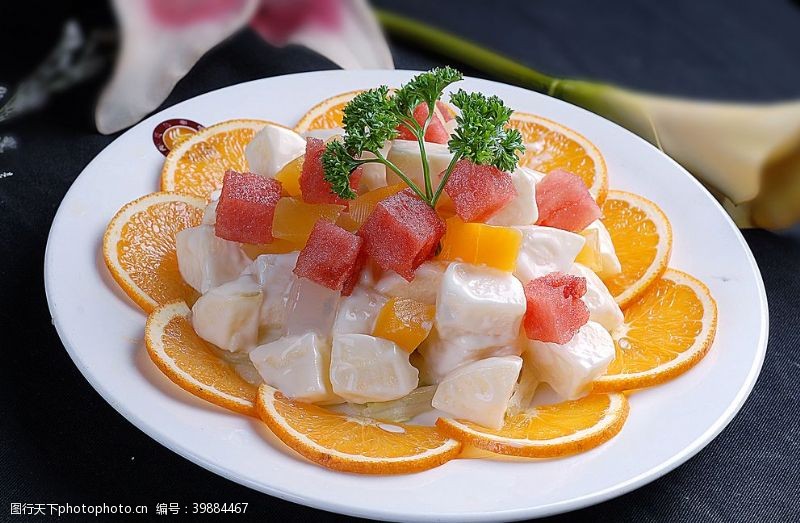水果沙拉西餐水果优格沙拉图片