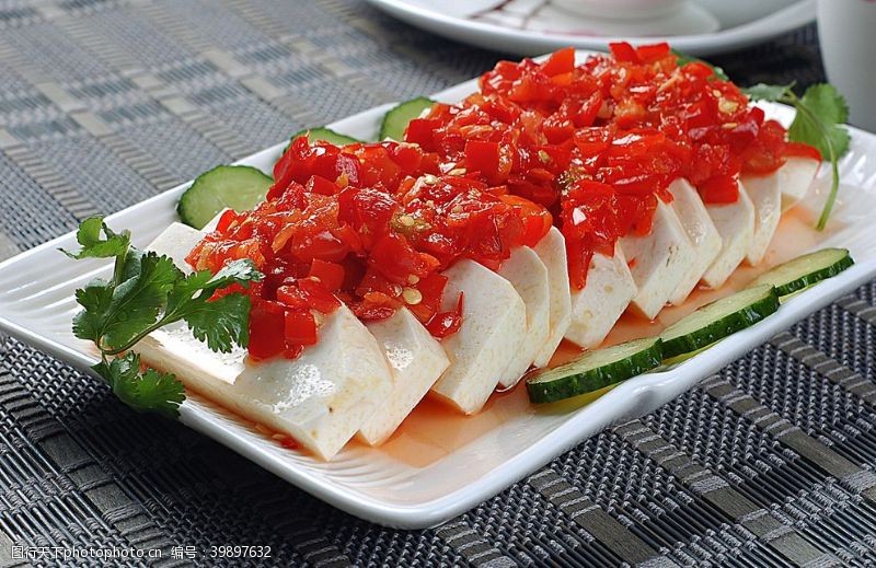 热点川菜剁椒香芋图片