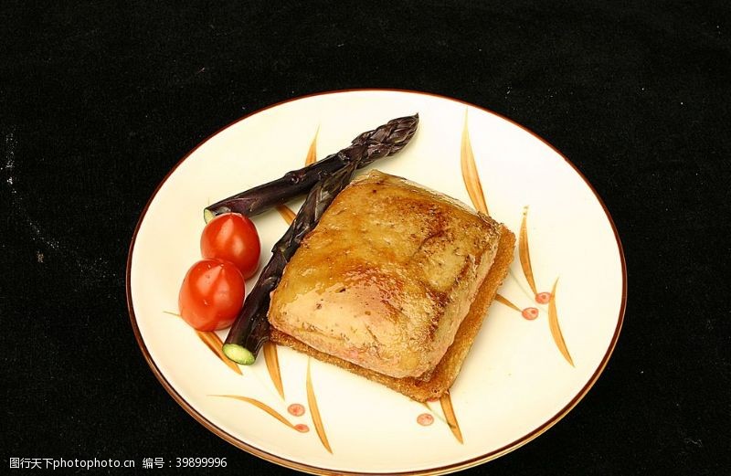 香肠法式香煎鹅肝图片