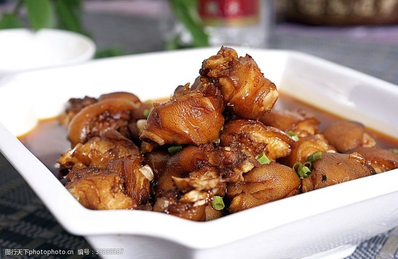 闽菜黄豆焖猪手图片