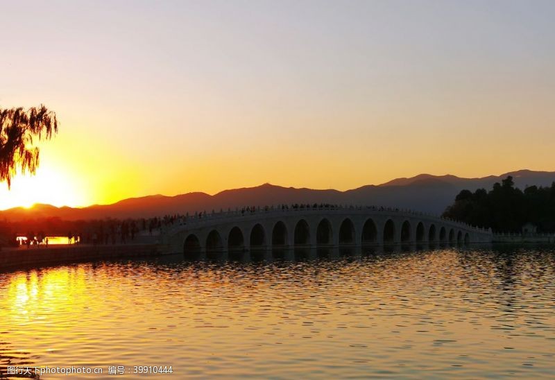 日内瓦湖北京圆明园秋色图片