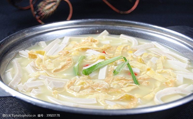 豆油干沪菜极品海鲜豆腐汤图片