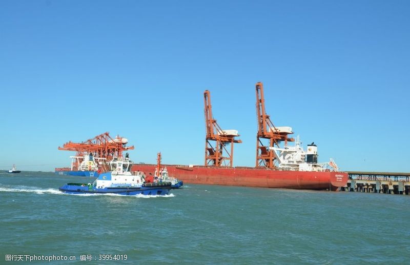 自然风景港口海边图片港口秦皇岛港