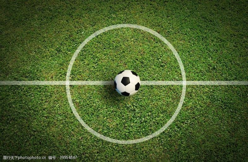 足球训练宣传足球图片