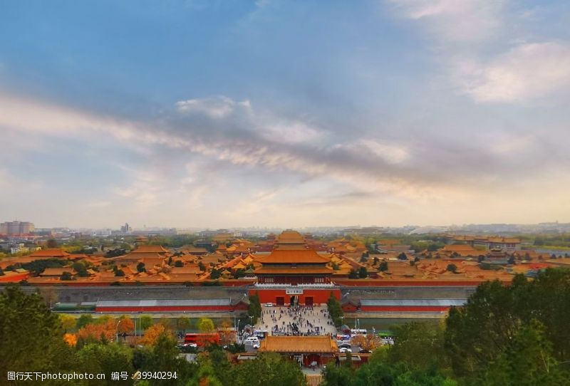 钟楼北京故宫博物馆全景图片