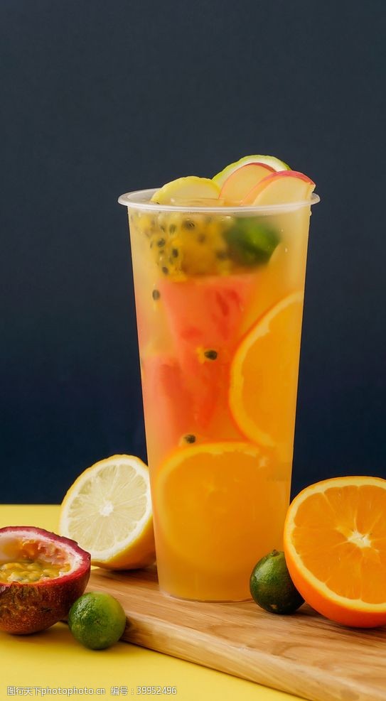 餐饮店促销单页水果汁图片