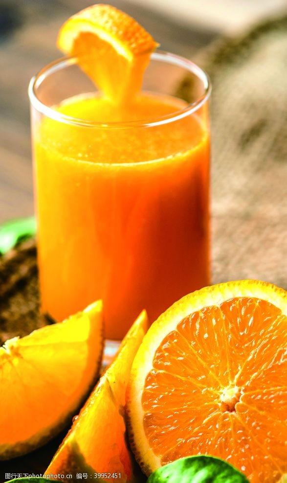 鲜榨果汁橙汁图片
