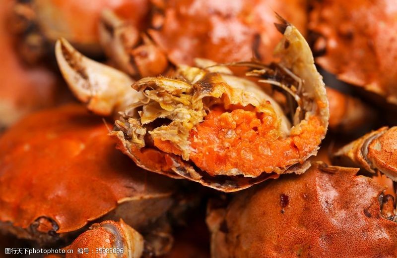 煮熟的螃蟹蟹黄图片