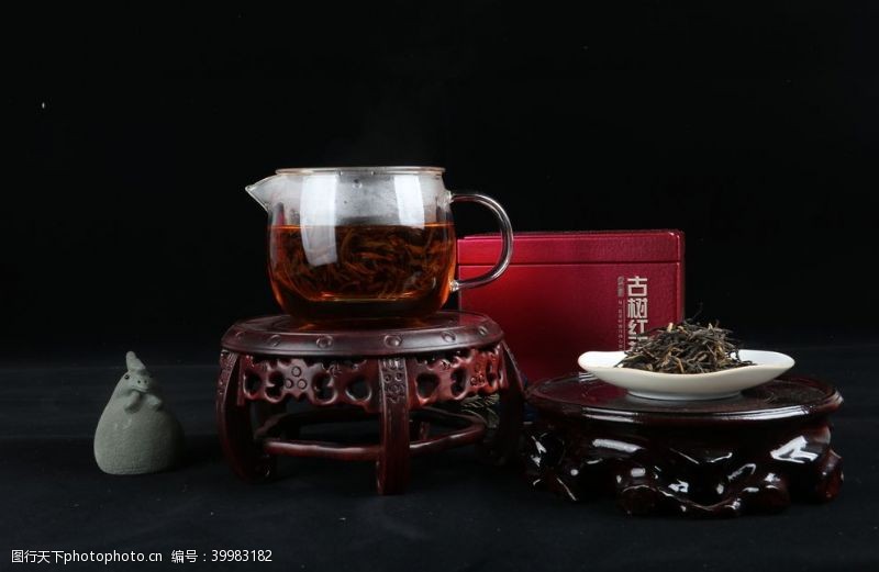 红茶普洱茶茶艺图片