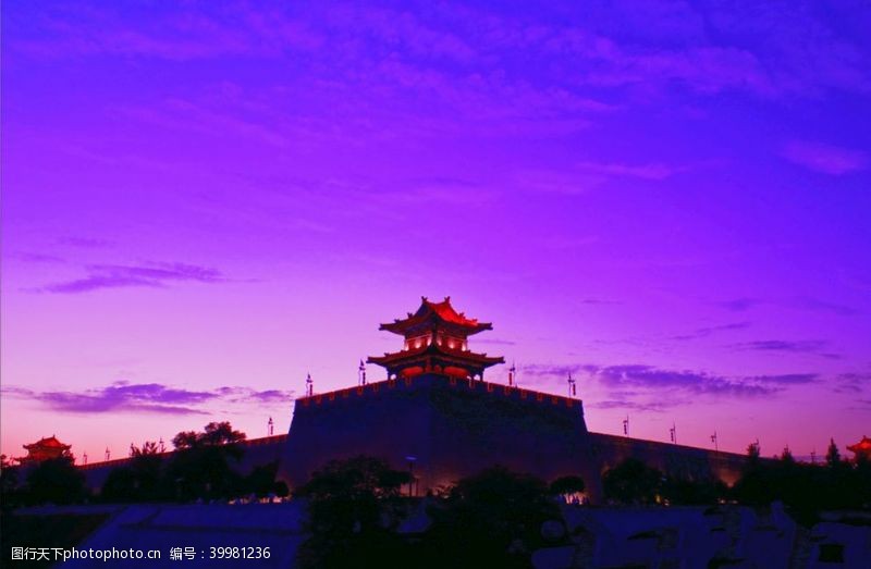 护城河西安城墙夕阳图片