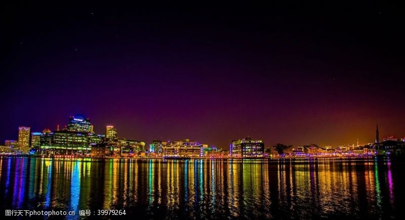 玻璃风格城市夜景图片