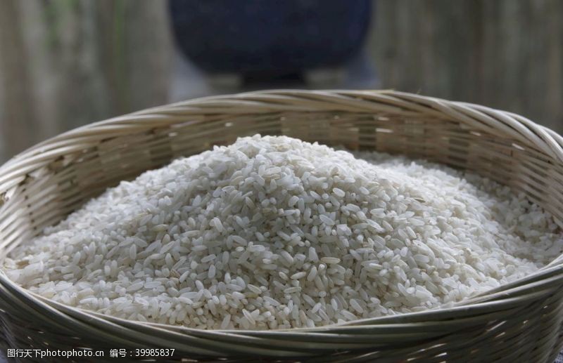 长粒香稻米图片