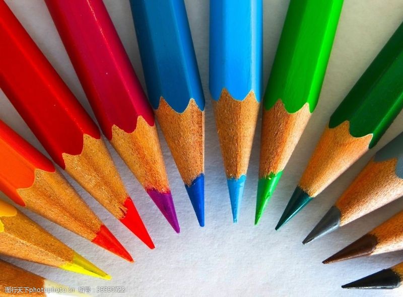 彩色铅笔画笔图片