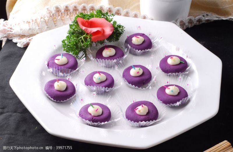紫菜小吃紫薯饼图片