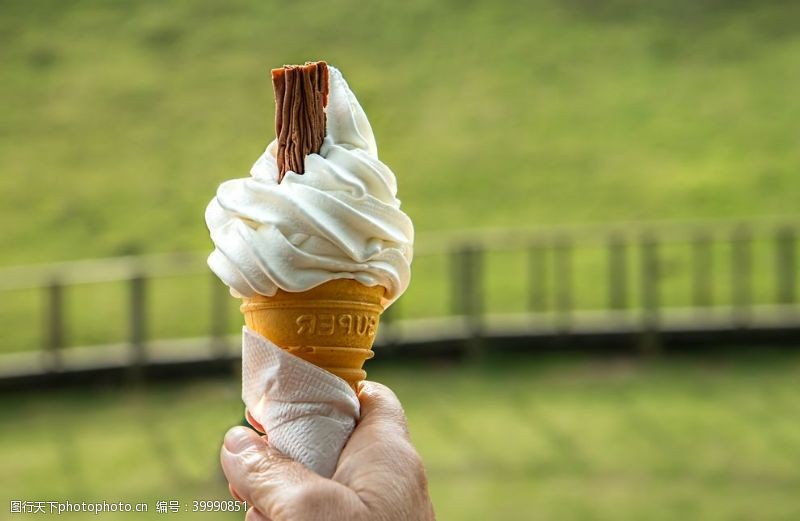 冰淇淋展架冰激凌图片