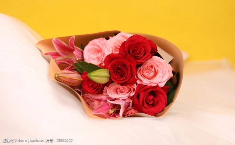 情人节装饰素材玫瑰花束拍摄素材图片