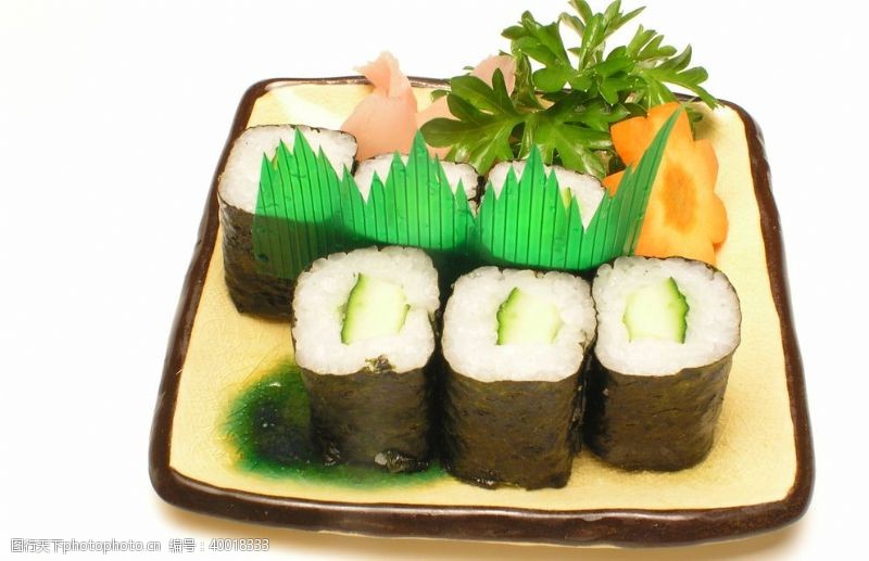 高清寿司摄影黄瓜寿司卷图片