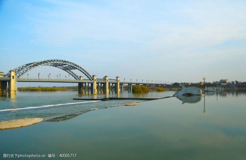 水彩天空桥图片