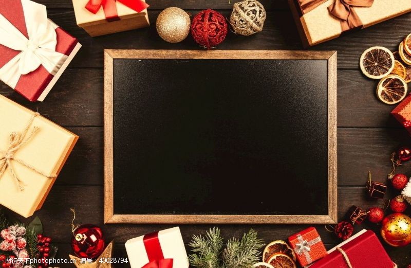 圣诞树装饰特写照片黑色板黑板盒子图片