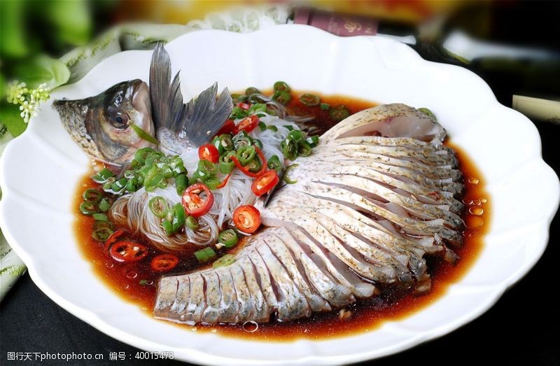 传统美食孔雀武昌鱼图片