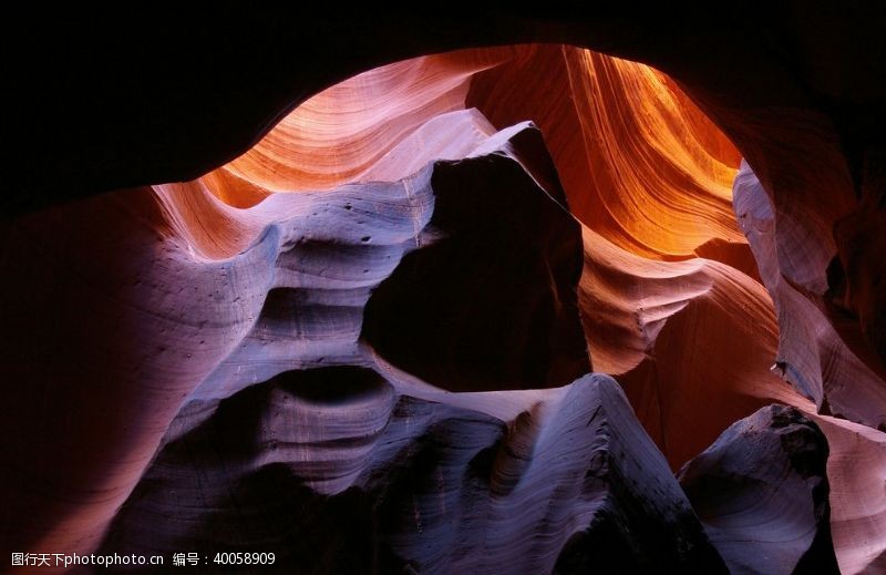 壮观羚羊峡谷图片