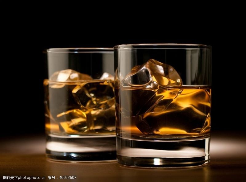 饮料酒水威士忌图片