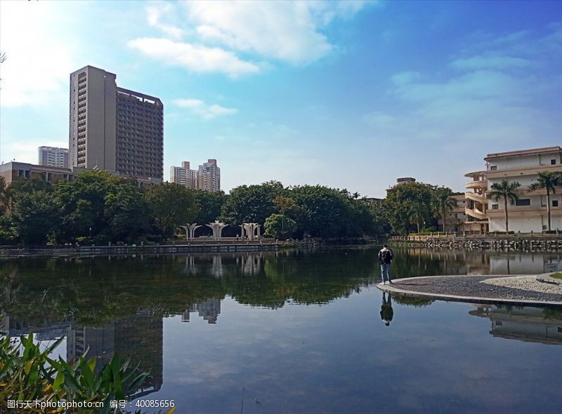 广西大学碧云湖图片