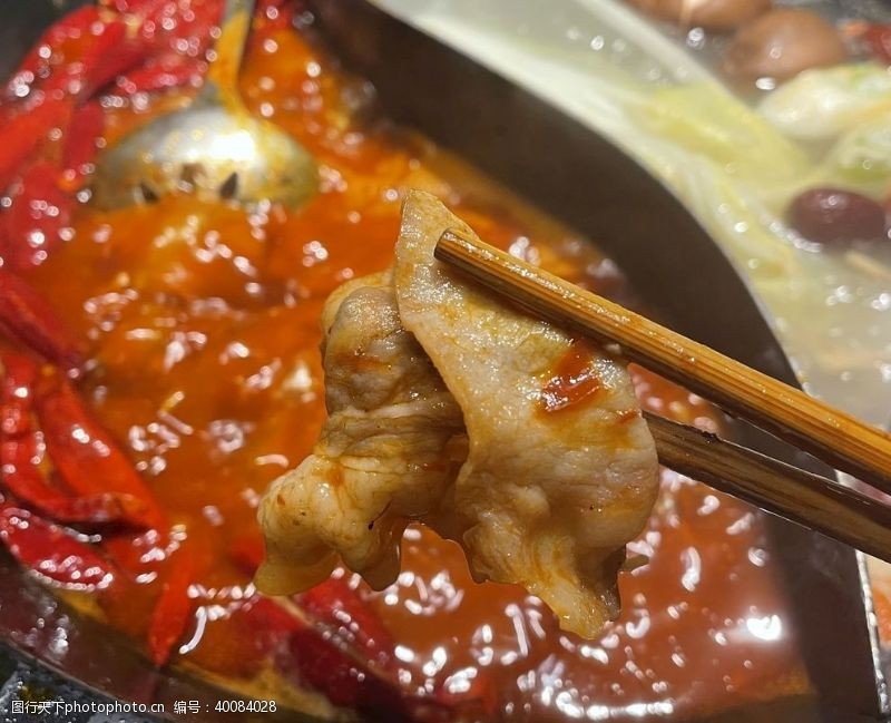 美食筷子火锅肉片图片