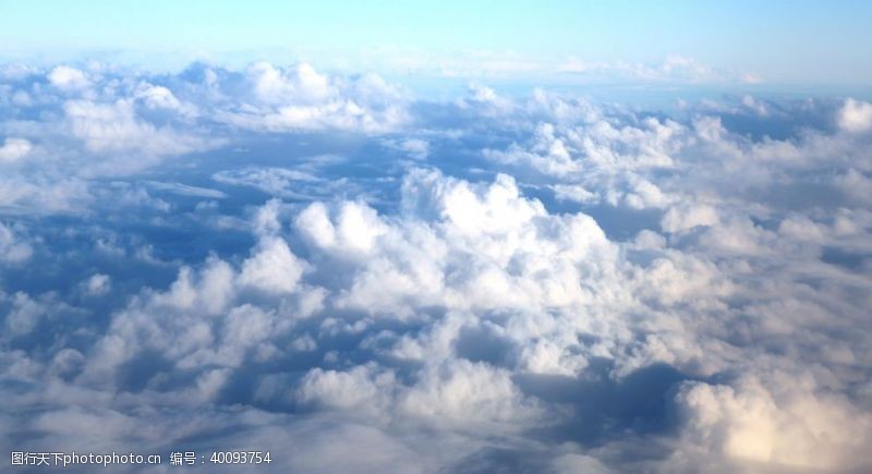 晴朗的蓝天云海图片