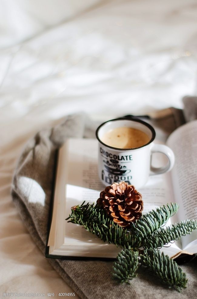 床铺圣诞咖啡图片
