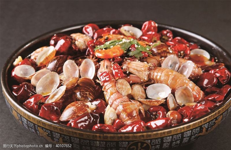 传统富贵海鲜锅图片