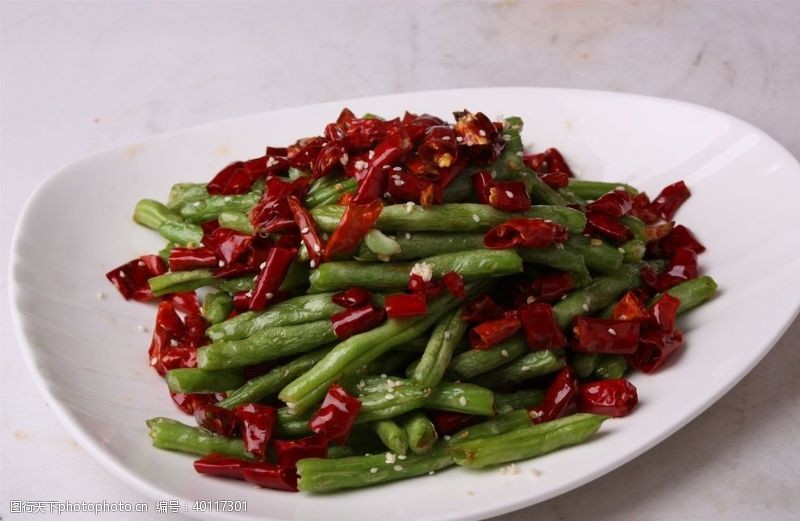 中式菜肴干煸四季豆图片